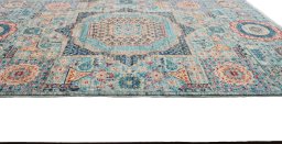 Close-up detail of New Mamluk rug from Pakistan showing Wool weave