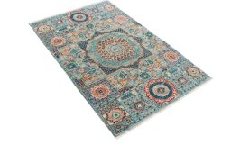Close-up detail of New Mamluk rug from Pakistan showing Wool weave