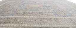 Close-up detail of New Mamluk rug from Pakistan showing Wool weave