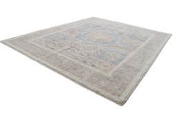 Corner detail of New Mamluk rug showing border pattern and Wool pile