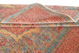 Surface texture of New Mamluk rug with natural Wool and intricate pattern