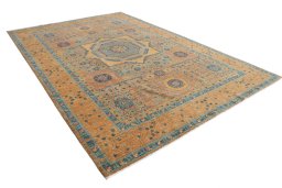 Close-up detail of New Mamluk rug from Pakistan showing Wool weave