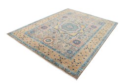 Corner detail of New Mamluk rug showing border pattern and Wool pile