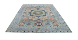 Surface texture of New Mamluk rug with natural Wool and intricate pattern