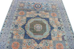 Close-up detail of New Mamluk rug from Pakistan showing Wool weave