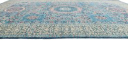 Close-up detail of New Mamluk rug from Pakistan showing Wool weave