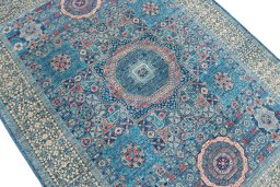 Central medallion detail of New Mamluk rug from Pakistan