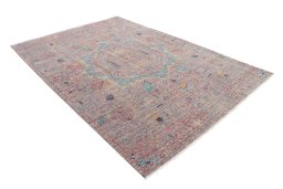 Close-up detail of New Mamluk rug from Pakistan showing Wool weave