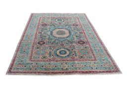 Surface texture of New Mamluk rug with natural Wool and intricate pattern
