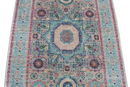 Close-up detail of New Mamluk rug from Pakistan showing Wool weave
