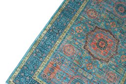 Backside of handmade New Mamluk rug showing knot structure and weave density