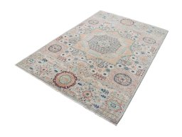 Corner detail of New Mamluk rug showing border pattern and Wool pile