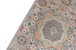 Backside of handmade New Mamluk rug showing knot structure and weave density