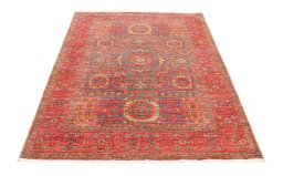 Surface texture of New Mamluk rug with natural Wool and intricate pattern