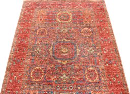 Close-up detail of New Mamluk rug from Pakistan showing Wool weave