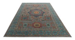 Surface texture of New Mamluk rug with natural Wool and intricate pattern