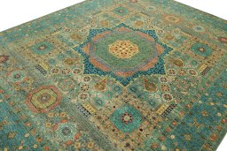 Central medallion detail of New Mamluk rug from Pakistan