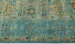 Close-up detail of New Mamluk rug from Pakistan showing Wool weave