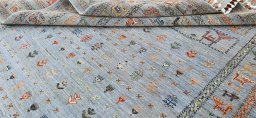 Close-up detail of New Samarkand rug from Pakistan showing Wool weave