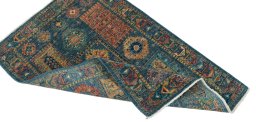 Central medallion detail of New Samarkand rug from Pakistan