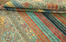 Corner detail of New Samarkand rug showing border pattern and Wool pile