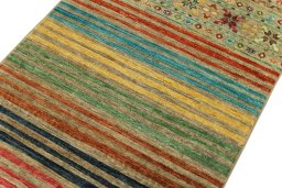 Central medallion detail of New Samarkand rug from Pakistan