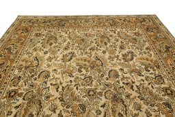 Surface texture of 1920s Antique Carpets rug with natural Wool and intricate pattern