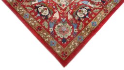 Backside of handmade 1930s Antique Carpets rug showing knot structure and weave density