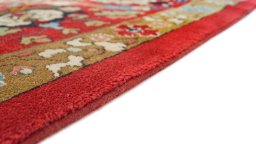 Central medallion detail of 1930s Antique Carpets rug from Germany