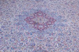 Surface texture of 1920s Antique Carpets rug with natural Wool and intricate pattern