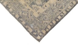 Backside of handmade 1920s Antique Carpets rug showing knot structure and weave density