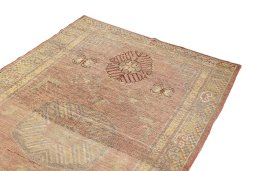Surface texture of 1900s Antique Carpets rug with natural Wool and intricate pattern
