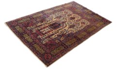 Corner detail of 1920s Antique Carpets rug showing border pattern and Wool pile