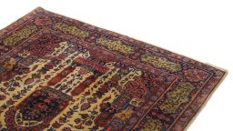 Surface texture of 1920s Antique Carpets rug with natural Wool and intricate pattern