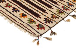 Backside of handmade 1900s Kilim Antique rug showing knot structure and weave density