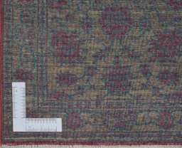 Corner detail of New Farahan rug showing border pattern and Wool pile