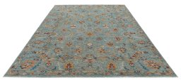 Surface texture of New Farahan rug with natural Wool and intricate pattern