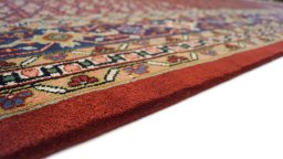 Central medallion detail of 1970s Bijar rug from India