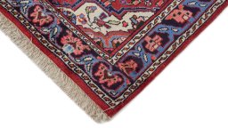 Backside of handmade New Bijar rug showing knot structure and weave density