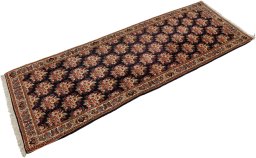 Corner detail of New Bijar rug showing border pattern and Wool pile