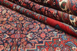 Close-up detail of 1890s Bijar rug from Iran / Persia showing Wool weave