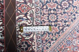 Close-up detail of New Bijar rug from Iran / Persia showing Cork weave