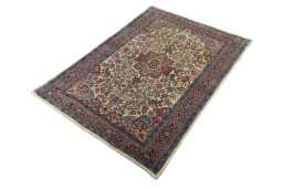 Corner detail of 2000s Bijar rug showing border pattern and Wool pile