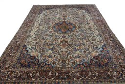 Surface texture of 1970s Bijar rug with natural Wool and intricate pattern