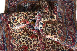 Close-up detail of New Bijar rug from Iran / Persia showing Wool weave