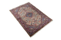 Close-up detail of New Bijar rug from Iran / Persia showing Wool weave
