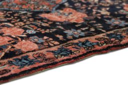 Central medallion detail of 1920s Bijar rug from Iran / Persia