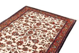 Surface texture of 2019s Bijar rug with natural Wool and intricate pattern
