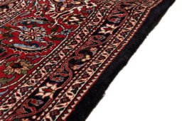 Close-up detail of New Bijar rug from Iran / Persia showing Wool weave