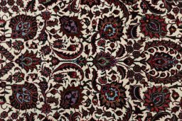Close-up detail of New Bijar rug from Iran / Persia showing Wool weave